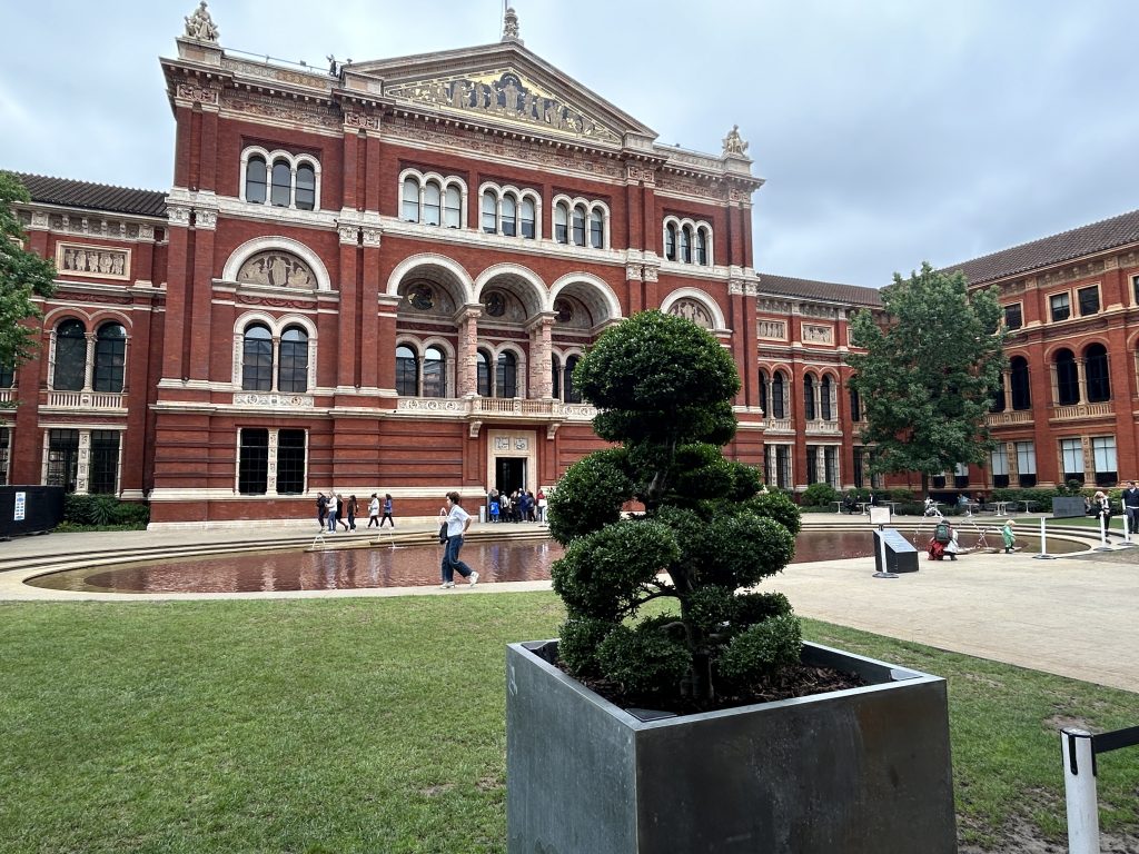 Courtyard at the Victoria and Albert Museum in London